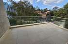 3 Bed Apartment with En Suite in Riverside - 20