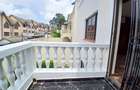 4 Bed Townhouse with En Suite at Lavington Green - 12