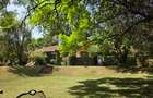 4 Bed House with En Suite at Lavington - 2