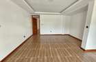 5 Bed House with En Suite at Kyuna - 18