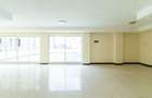 3 Bed Apartment with En Suite at Riverside Drive - 15