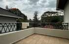 5 Bed Townhouse with En Suite in Westlands Area - 11