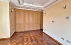 4 Bed Townhouse with En Suite in Lavington - 9