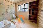 5 Bed Townhouse with En Suite in Loresho - 9