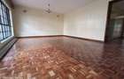 4 Bed Townhouse with En Suite at Off Brookside Grove - 13