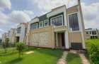 4 Bed Townhouse with En Suite in Kitengela - 11