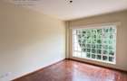 5 Bed Townhouse with En Suite at Spring Valley - 9