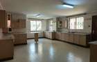 4 Bed House with En Suite in Nyari - 5
