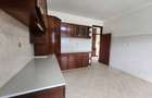 5 Bed House with En Suite at Lavington Green - 3