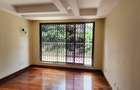5 Bed Villa with En Suite in Lavington - 17