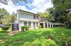 4 Bed House with En Suite at Hillview Estate. - 5
