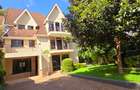 5 Bed Townhouse with En Suite at Lavington Green - 6