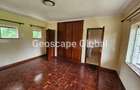 4 Bed House with En Suite in Lavington - 6