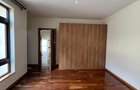 5 Bed Townhouse with En Suite at Lavington Green - 5