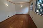5 Bed Townhouse with En Suite at Westlands - 9