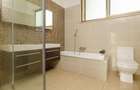 3 Bed Apartment with En Suite in Parklands - 10