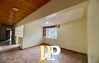 5 Bed House with En Suite in Nyari - 13