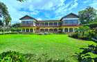 6 Bed House with En Suite in Nyari - 1