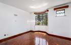 5 Bed Townhouse with En Suite in Lavington - 7