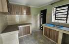 4 Bed House with En Suite at Kahuho - 8