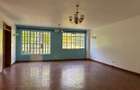 5 Bed House with En Suite at Hardy Area - 11
