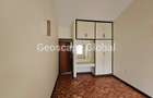 4 Bed House with En Suite in Spring Valley - 10