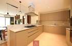 3 Bed Apartment with En Suite at Riverside - 10