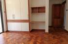 3 Bed Apartment in Riverside - 5