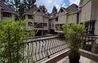 5 Bed Townhouse with En Suite at Kanjata Road - 9