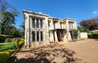5 Bed House with En Suite in Karen - 3