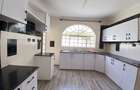 4 Bed Townhouse with En Suite at Lavington - 9