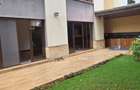 5 Bed Townhouse with En Suite at Lavington Green - 3
