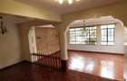 5 Bed Townhouse with En Suite in Lavington - 10