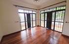 4 Bed Townhouse with Garden in Kiambu Road - 8