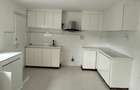 5 Bed House with En Suite in Lavington - 15