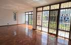 5 Bed Townhouse with En Suite at Convent Drive - 12