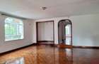 5 Bed House with En Suite in Runda - 10
