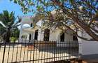 4 Bed Villa with En Suite at Serena - 5