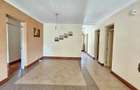 3 Bed Apartment in Riverside - 6