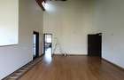 5 Bed Townhouse with En Suite in Lavington - 10