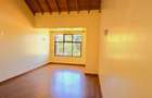 6 Bed Townhouse with En Suite at Convent Drive - 12