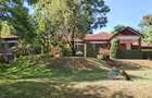 4 Bed House with En Suite in Lavington - 2