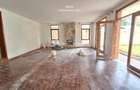 5 Bed Townhouse with En Suite in Lavington - 4