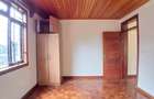 5 Bed Townhouse with En Suite in Lavington - 11