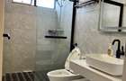 Serviced 2 Bed Apartment with En Suite in Kilimani - 11