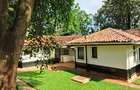 4 Bed House with En Suite in Rosslyn - 1