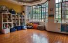 6 Bed House with En Suite in Nyari - 6