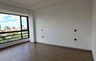 3 Bed Apartment with En Suite in Lavington - 7