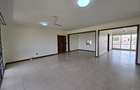 3 Bed Apartment with En Suite in Nyali Area - 3