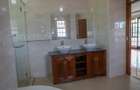5 Bed Townhouse with En Suite at Off Glory Rd - 8